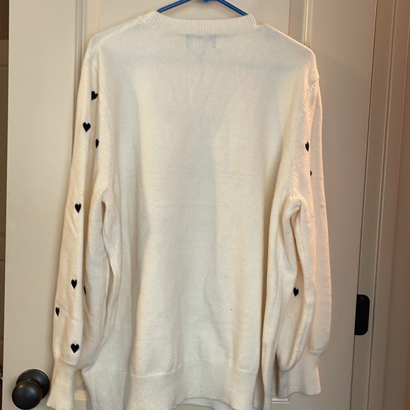 Cute heart sweater - Picture 5 of 5